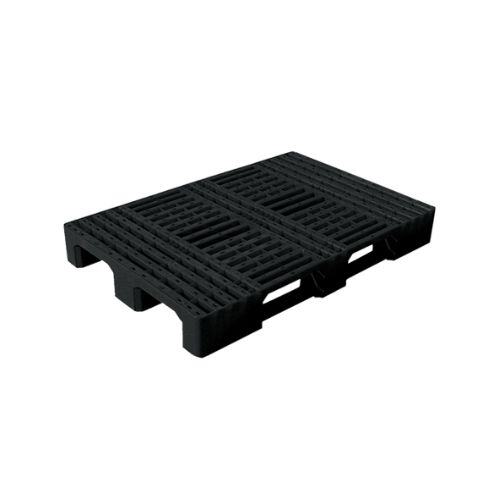 plastic pallets